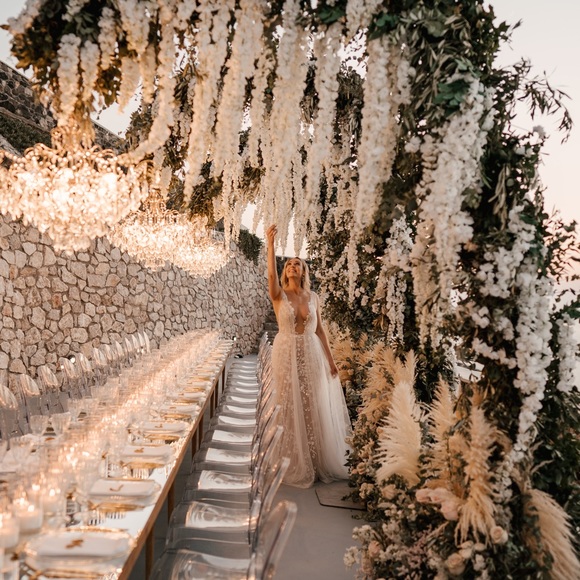 Berta Muse Inbar Wedding Dress - Picture 6 of 13